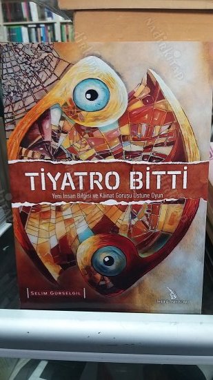 Tiyatro Bitti kapağı