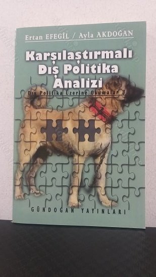 Karşılaştırmalı Dış Politika Analizi kapağı