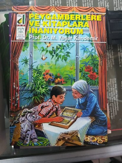 AHİRETE İNANIYORUM kapağı