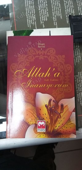 Allah'a İnanıyorum kapağı