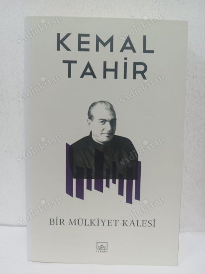 Bir Mülkiyet Kalesi kapağı