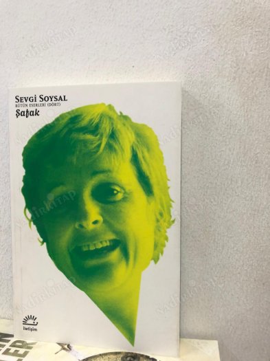ŞAFAK kapağı