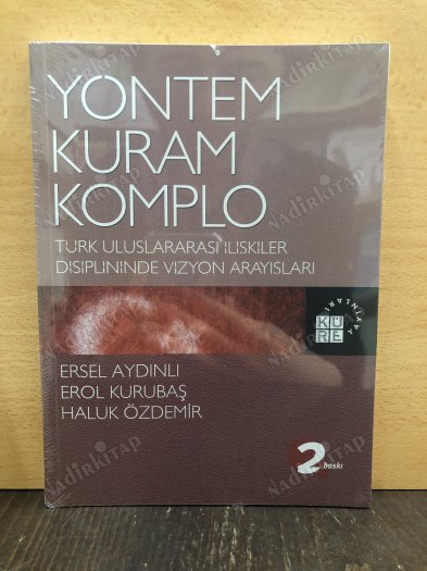 Yöntem Kuram Komplo kapağı