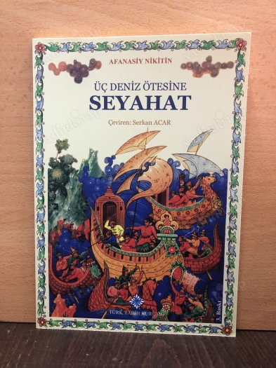 Üç Deniz Ötesine Seyahat kapağı
