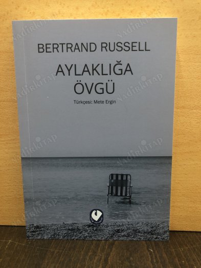 Aylaklığa Övgü kapağı