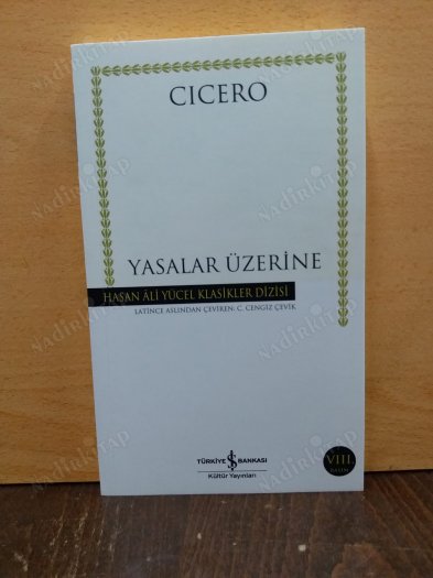 Yasalar Üzerine kapağı