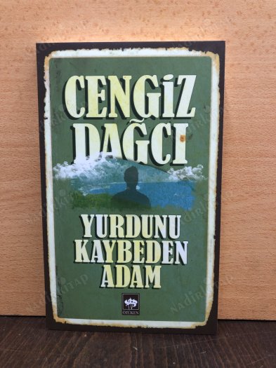 Yurdunu Kaybeden Adam kapağı
