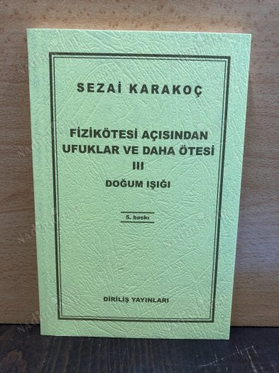 Fizikötesi Açısından Ufuklar ve Daha Ötesi 3 (doğum ışığı) kapağı