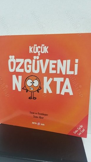 KÜÇÜK ÖZGÜVENLİ NOKTA kapağı