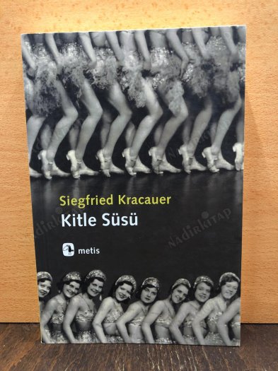 Kitle Süsü kapağı