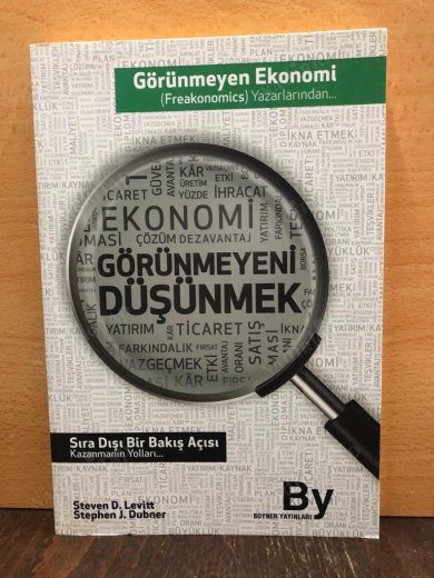 GÖRÜNMEYENİ DÜŞÜNME Sıra Dışı Bir Bakış Açısı Kazanmanın Yolları kapağı