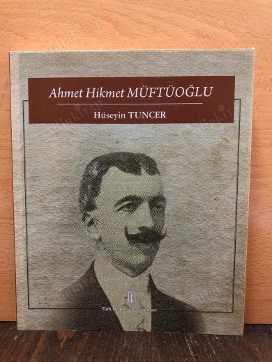 Ahmet Hikmet MÜFTÜOĞLU kapağı