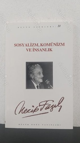 Sosyalizm Komünizm ve İnsanlık kapağı