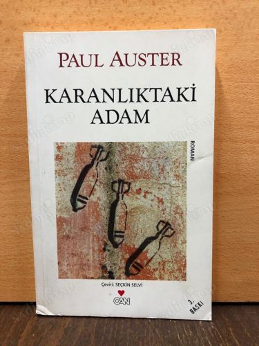 KARANLIKTAKİ ADAM kapağı