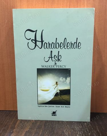 Harabelerde Aşk kapağı