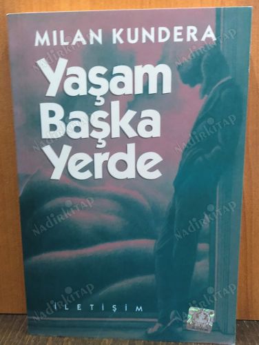 Yaşam Başka Yerde kapağı
