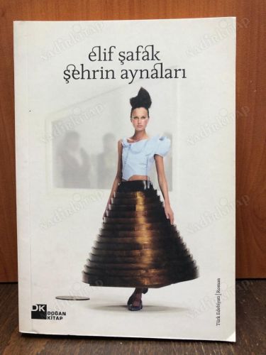 ŞEHRİN AYNALARI kapağı