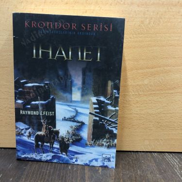 Krondor: İhanet / Gedik Savaşlarının Ardından kapağı