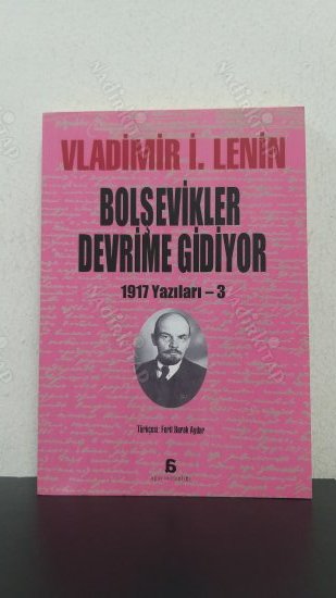 Bolşevikler Devrime Gidiyor kapağı