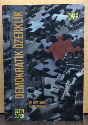 Demokratik Özerklik Bir Yurttaşlık Heterotopyası kapağı