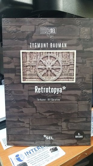 Retrotopya kapağı